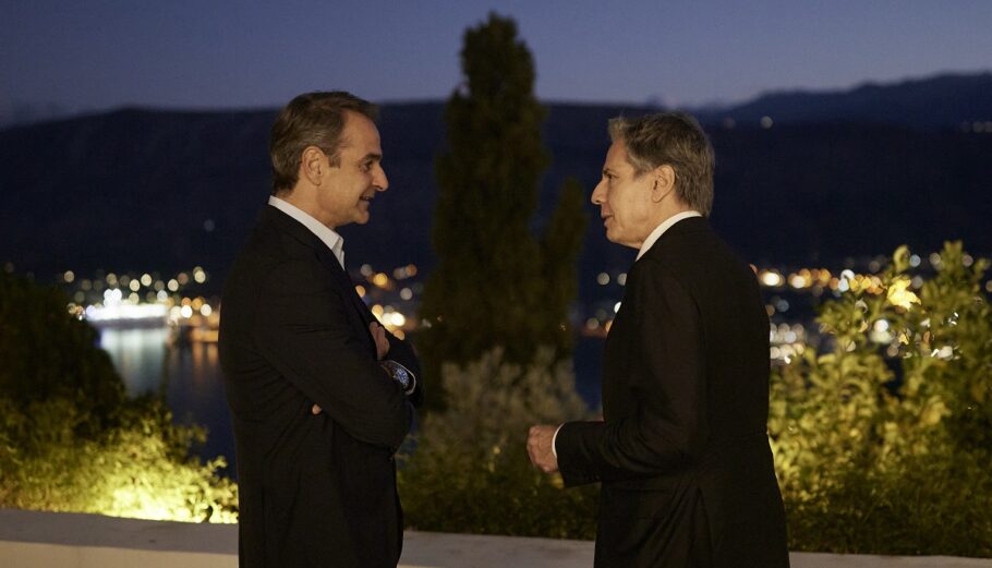 O υπουργός Εξωτερικών των ΗΠΑ, Άντονι Μπλίνκεν, με τον Έλληνα πρωθυπουργό, Κυριάκο Μητσοτάκη © intime