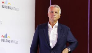 Τα κέρδη της UBS εκτοξεύθηκαν στα 3 δισ. το πρώτο τρίμηνο