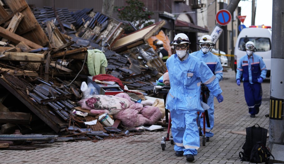 Σεισμός στην Ιαπωνία © EPA/ FRANCK ROBICHON