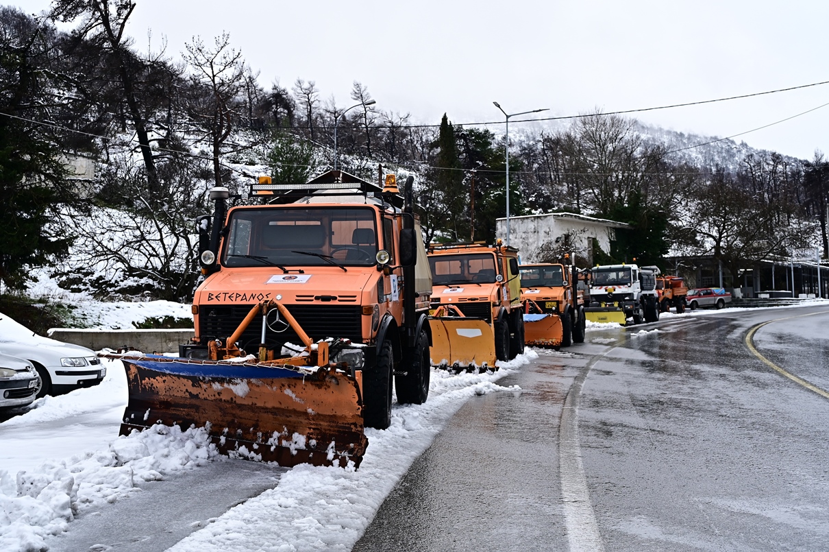 Χιόνια στη Δυτική Αττική στην περιοχή των Βιλίων © ΜΙΧΑΛΗΣ ΚΑΡΑΓΙΑΝΝΗΣ / EUROKINISSI