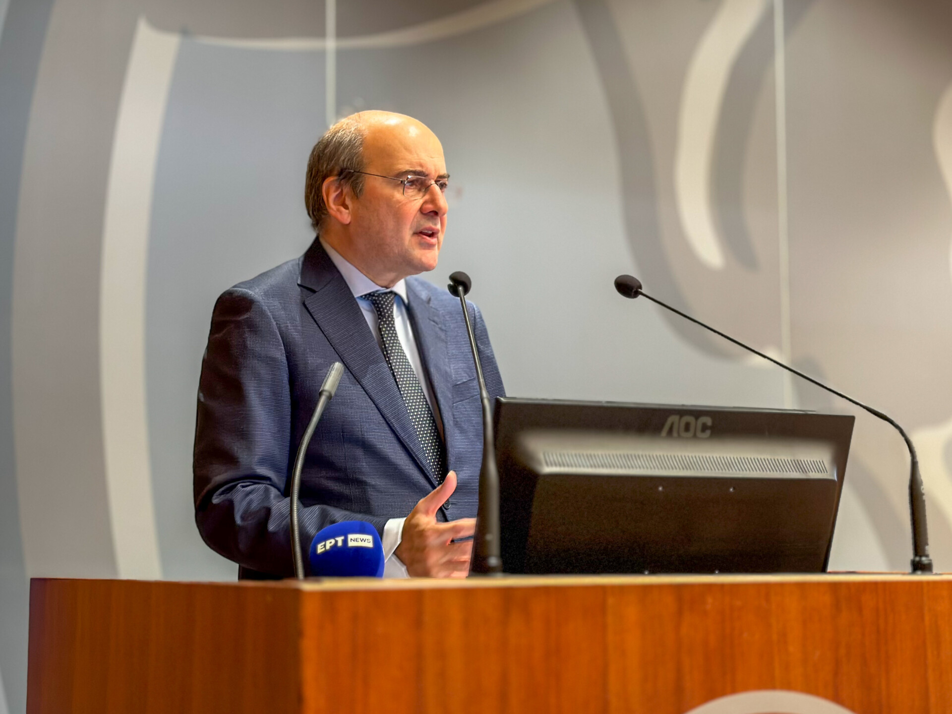 Από 1η Μαΐου οι αιτήσεις για πληγέντες επαγγελματίες τουρισμού από τις κακοκαιρίες