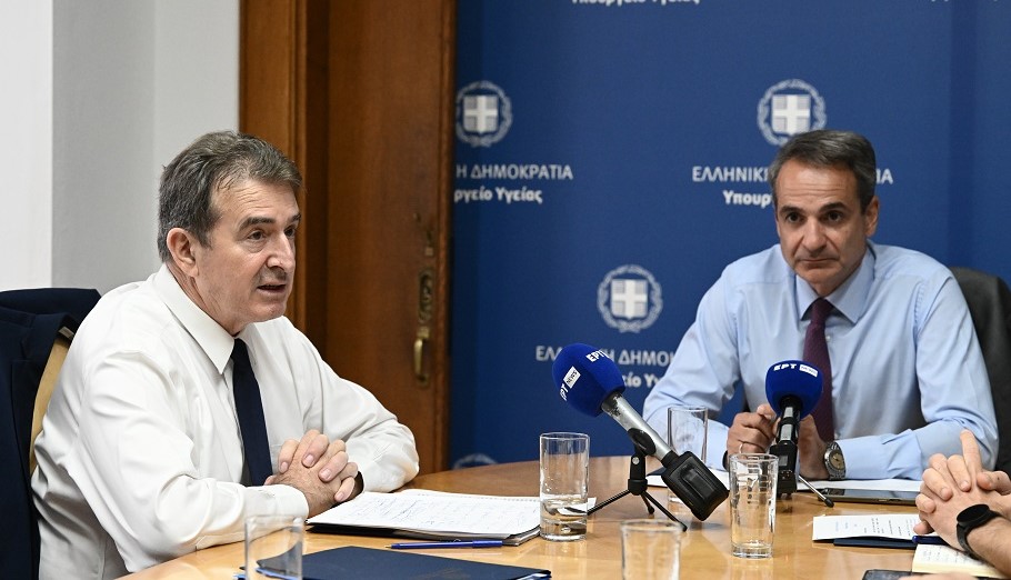 Κυριάκος Μητσοτάκης και Μιχάλης Χρυσοχοΐδης ©Eurokinissi
