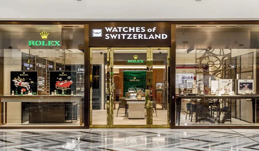 Πολυτελή κατάστημα της Watches of Switzerland © watchswiss.com
