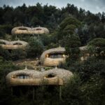 Wilderness Bisate Reserve στη Ρουάντα © wildernessdestinations.com/africa/rwanda/volcanoes-national-park/bisate-lodge