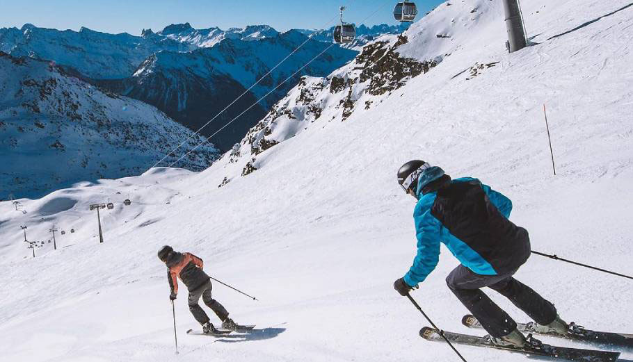 Το χιονοδρομικό κέντρο Les Trois Vallées στη Γαλλία © instagram.com/les3vallees_officiel/