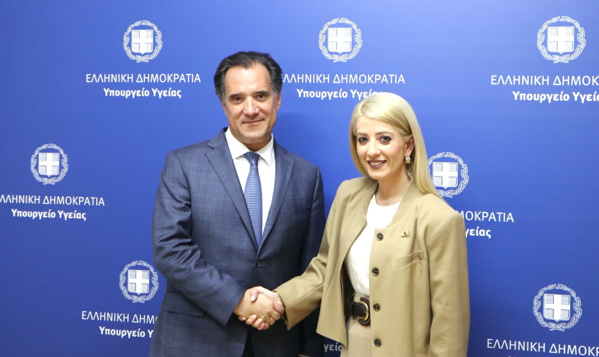 Ο υπουργός Υγείας Άδνις Γεωργιάδης με την πρόεδρο της Κυπριακής Βουλής, Αννίτα Δημητρίου @ΔΤ υπουργείου Υγείας