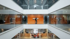 Bally’s Intralot: Νέες αγορές 1,1 εκατ. μετοχών από την Deutsche Bank αξίας 1.2 εκατ.