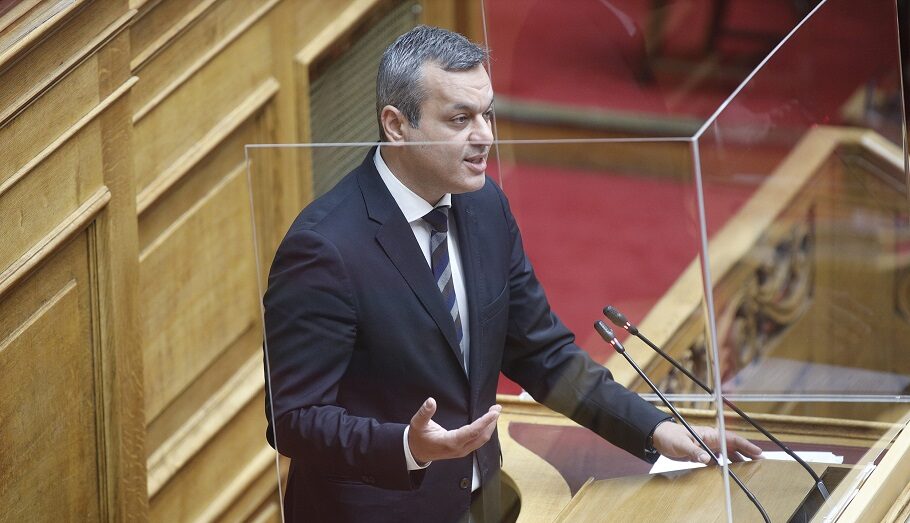 Μαμουλάκης: Ανάγκη για λήψη μέτρων στις σιδηροδρομικές διαβάσεις