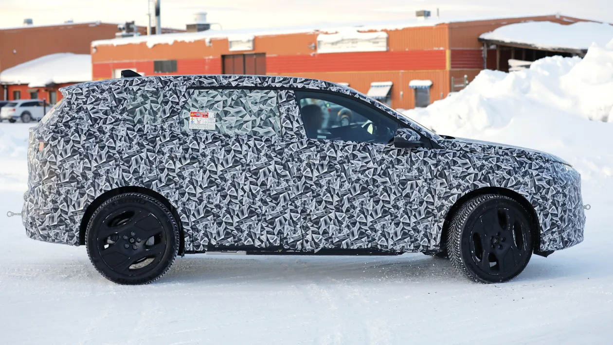 Πρώτη ματιά στο εσωτερικό του νέου Peugeot E-5008