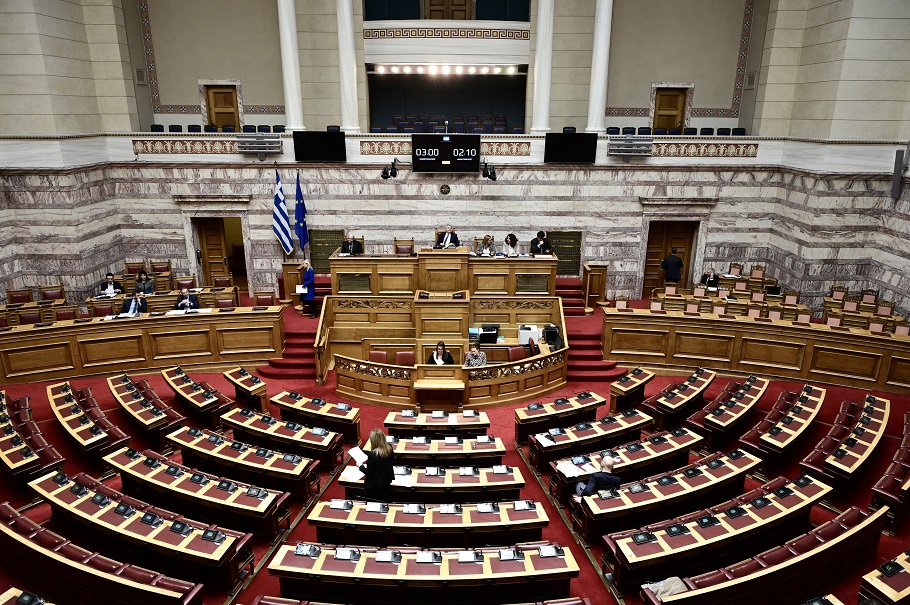 Στην Ολομέλεια την Τετάρτη το ν/σ για τις παραθαλάσσιες περιοχές