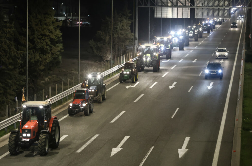 Αγρότες από το Κάστρο Λειβαδειάς © INTIME