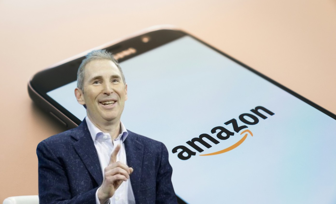 H Amazon λάνσαρε το Rufus, τον AI βοηθό αγορών