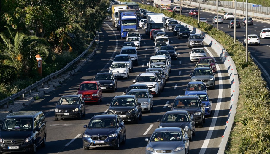 Αυτοκίνητα © EUROKINISSI/ΜΙΧΑΛΗΣ ΚΑΡΑΓΙΑΝΝΗΣ