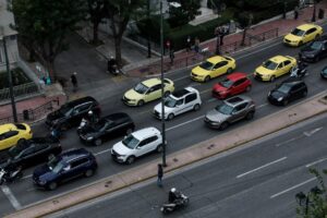 ΕΛΣΤΑΤ: Αύξηση 23,8% τον Δεκέμβριο στις πωλήσεις αυτοκινήτων