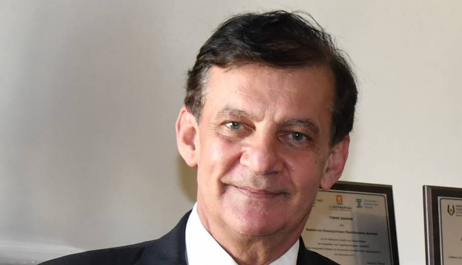 Δημόπουλος: Στα δημόσια νοσοκομεία προσφέρονται όλες οι καινοτόμες θεραπείες
