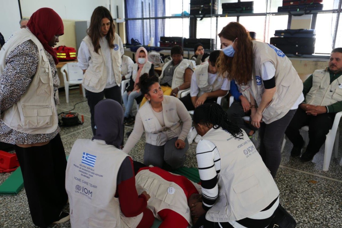 Eκπαίδευση προσφύγων στις πρώτες βοήθειες © Υπ. Μετανάστευσης και Ασύλου