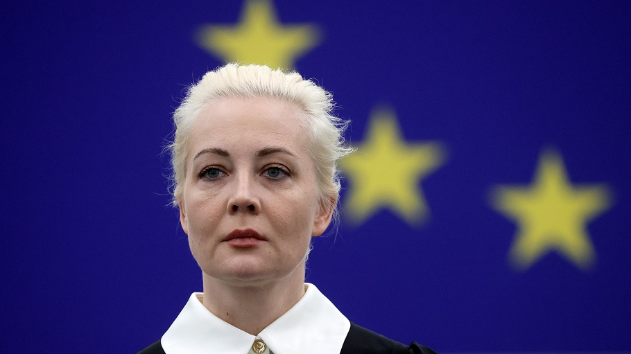 Η Γιούλια Ναβάλνια, χήρα του εκλιπόντος Ρώσου αντιφρονούντα Αλεξέι Ναβάλνι,στο Ευρωπαϊκό Κοινοβούλιο στο Στρασβούργο@ EPA/RONALD WITTEK