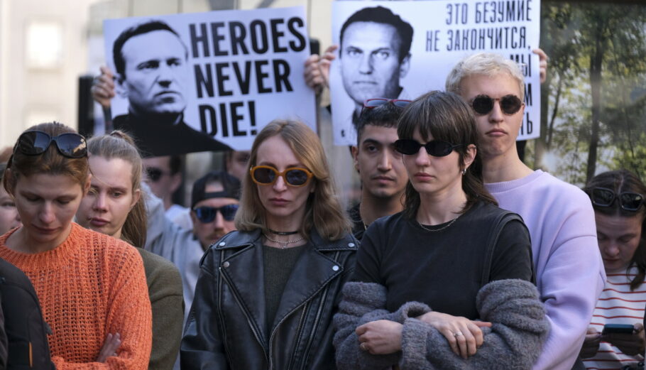 Διαδηλώσεις στη μνήμη του Αλεξέι Ναβάλνι © EPA/RUI MINDERICO