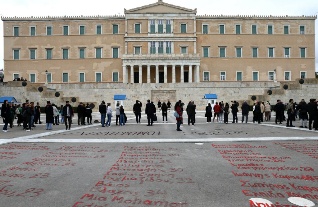 Ξεκινά η δική για τα Τέμπη – Ποιοι θα καθίσουν στο εδώλιο του κατηγορούμενου