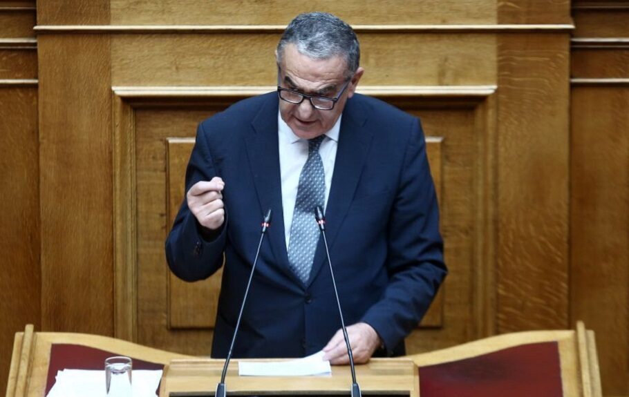 Αθανασίου για ομόφυλα: Το “όχι” ήταν θέμα αξιακού κώδικα