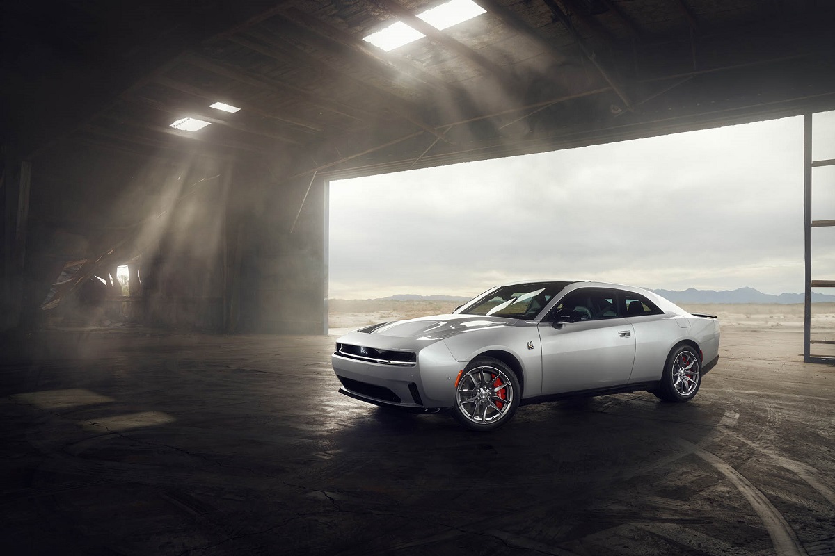 To Dodge Charger Daytona φέρνει τα muscle car στην ηλεκτρική εποχή