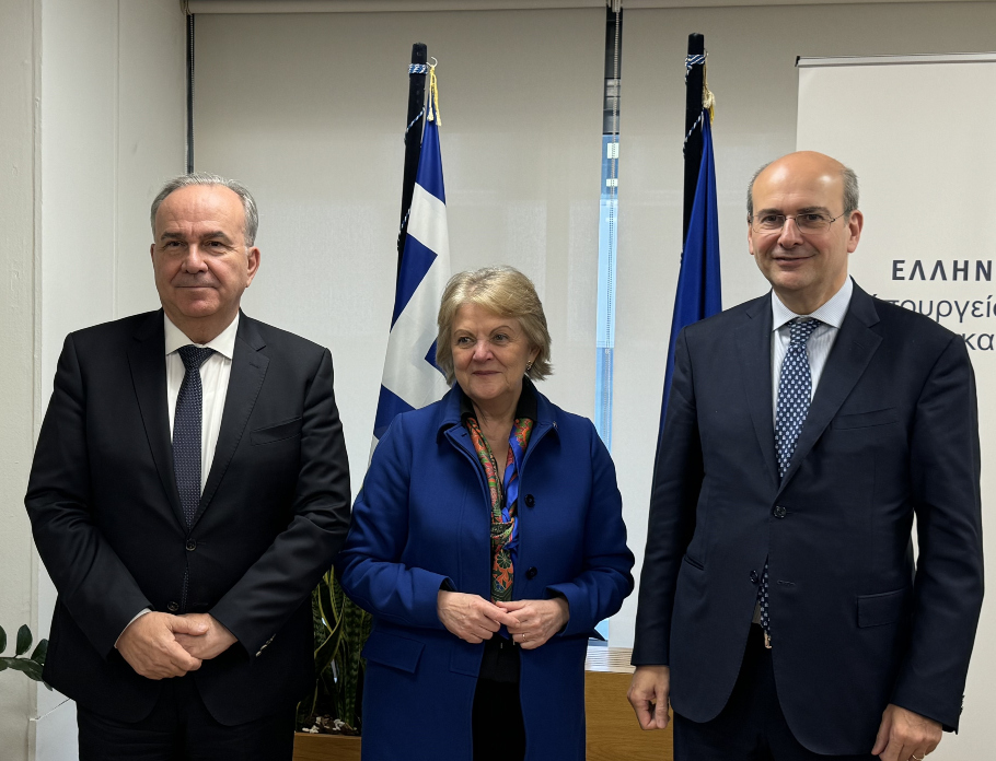 Συνάντηση Χατζηδάκη και Παπαθανάση με την Επίτροπο Φερέιρα