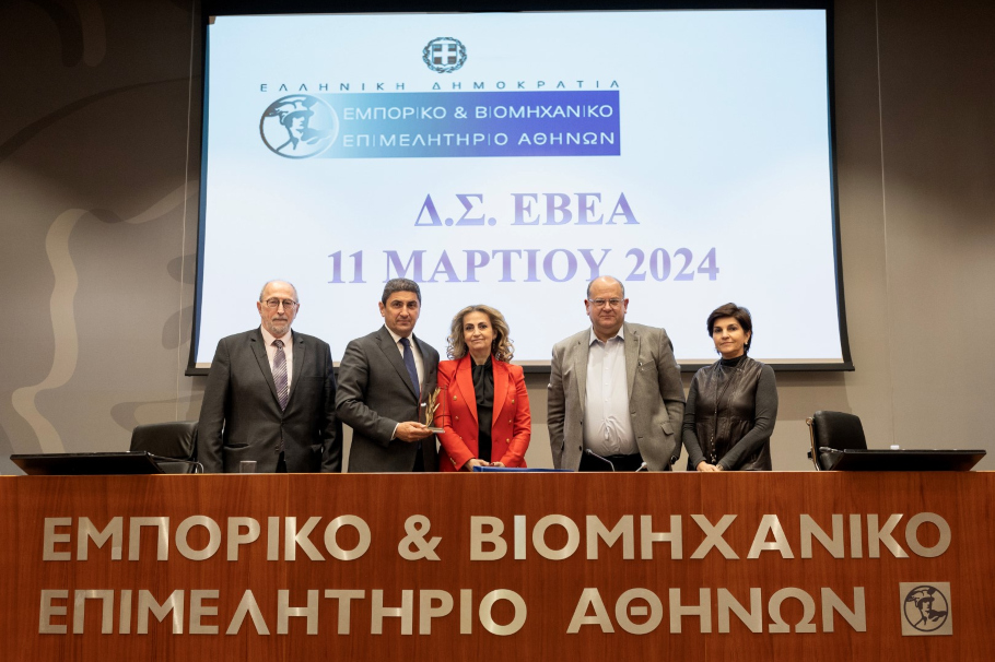 Αυγενάκης: Ανάγκη δημιουργίας συγκεκριμένης πολιτικής για το νερό