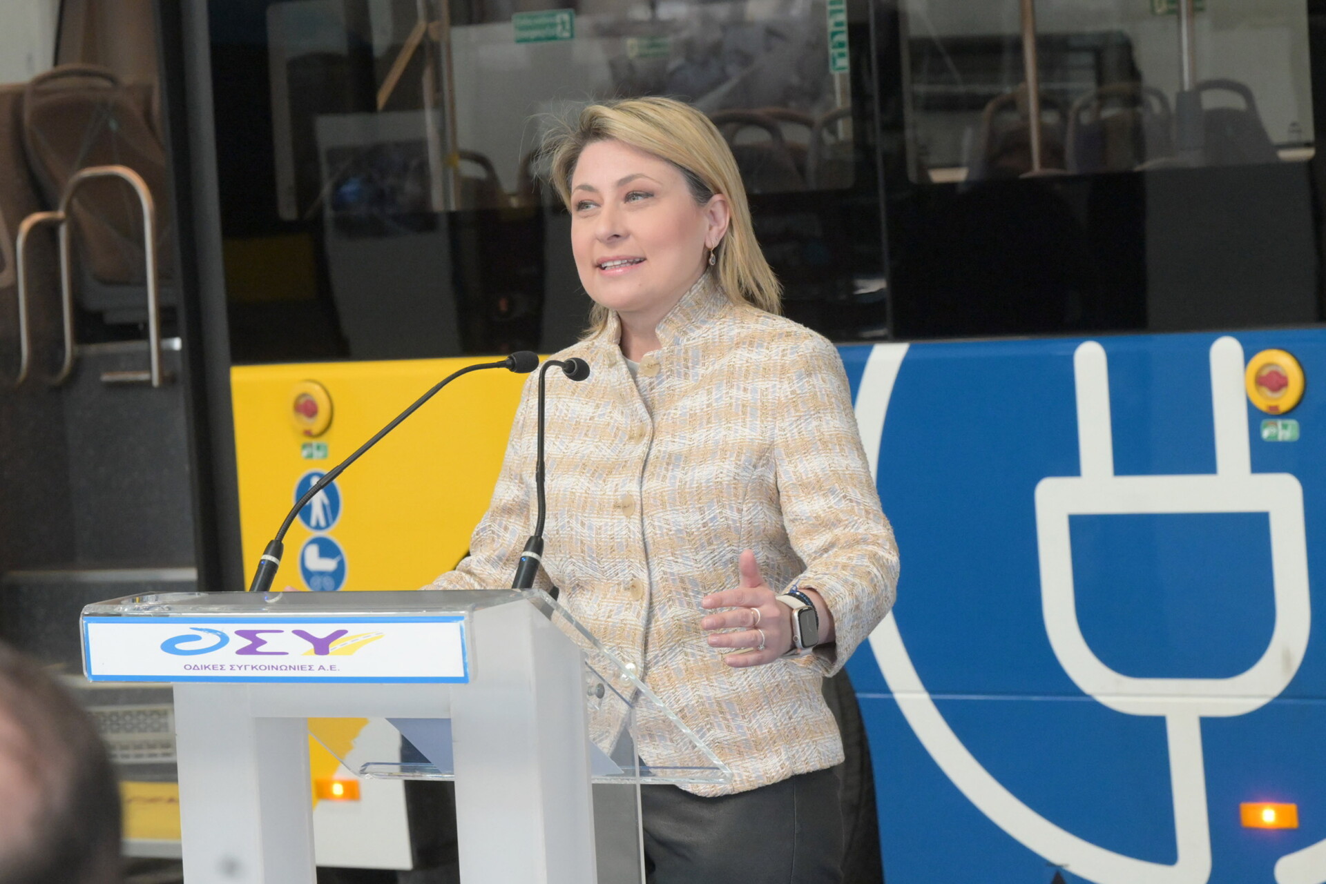 Αλεξοπούλου: Τον Μάιο στους δρόμους τα ηλεκτρικά λεωφορεία