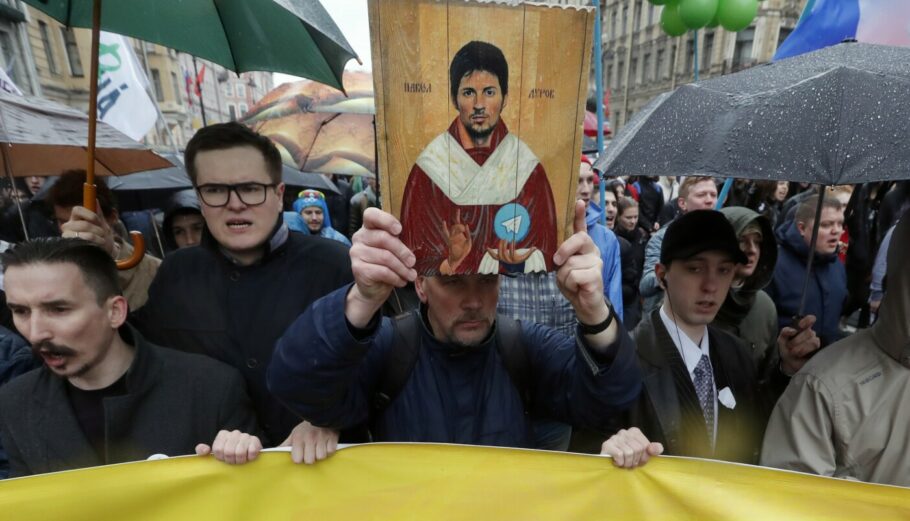 Πορτραίτο του Ρώσου ιδρυτή του Telegram Pavel Durov © EPA/ANATOLY MALTSEV