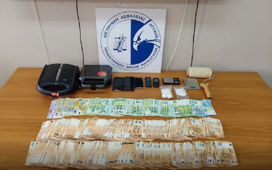 Τρεις συλλήψεις για διακίνηση κοκαΐνης σε Καλλιθέα και Αθήνα
