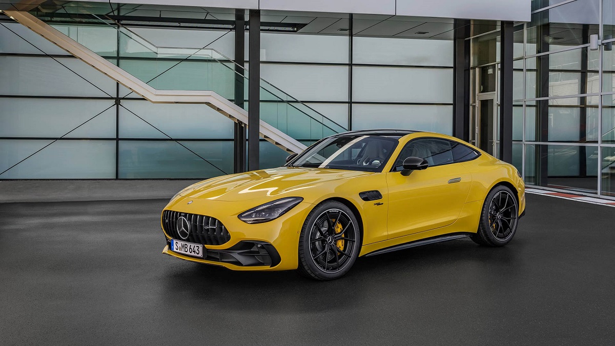 Η Mercedes-AMG GT 43 με 2λιτρο κινητήρα 421 ίππων