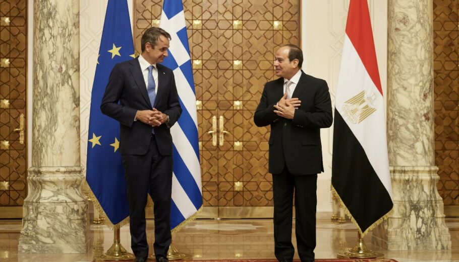 Ο πρωθυπουργός Κυριάκος Μητσοτάκης και ο πρόεδρος της Αιγύπτου Αμπντέλ Φατάχ Αλ Σίσι - Φωτογραφία αρχείου © ΑΠΕ ΜΠΕ/ΓΡΑΦΕΙΟ ΤΥΠΟΥ ΠΡΩΘΥΠΟΥΡΓΟΥ/ΔΗΜΗΤΡΗΣ ΠΑΠΑΜΗΤΣΟΣ