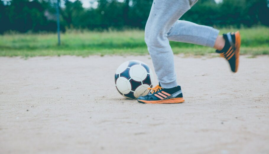 Ποδόσφαιρο - Αθλητισμός © Unsplash
