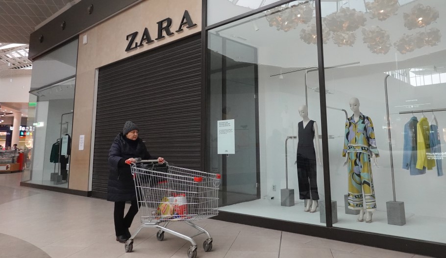 Κατάστημα Zara στην πρωτεύουσα της Ρωσίας, Μόσχα © EPA/MAXIM SHIPENKOV