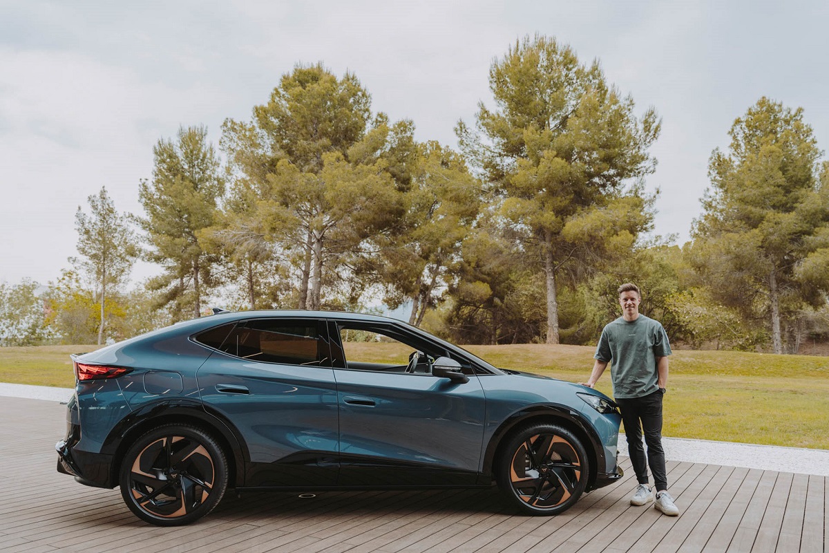 Η Cupra ανανέωσε τη συνεργασία της με τον Marc ter Stegen