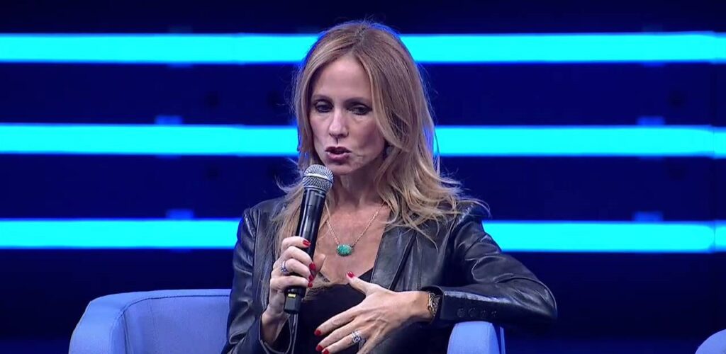 Ντάνα Γουόλντεν: Έτοιμη να γράψει ιστορία στη Disney
