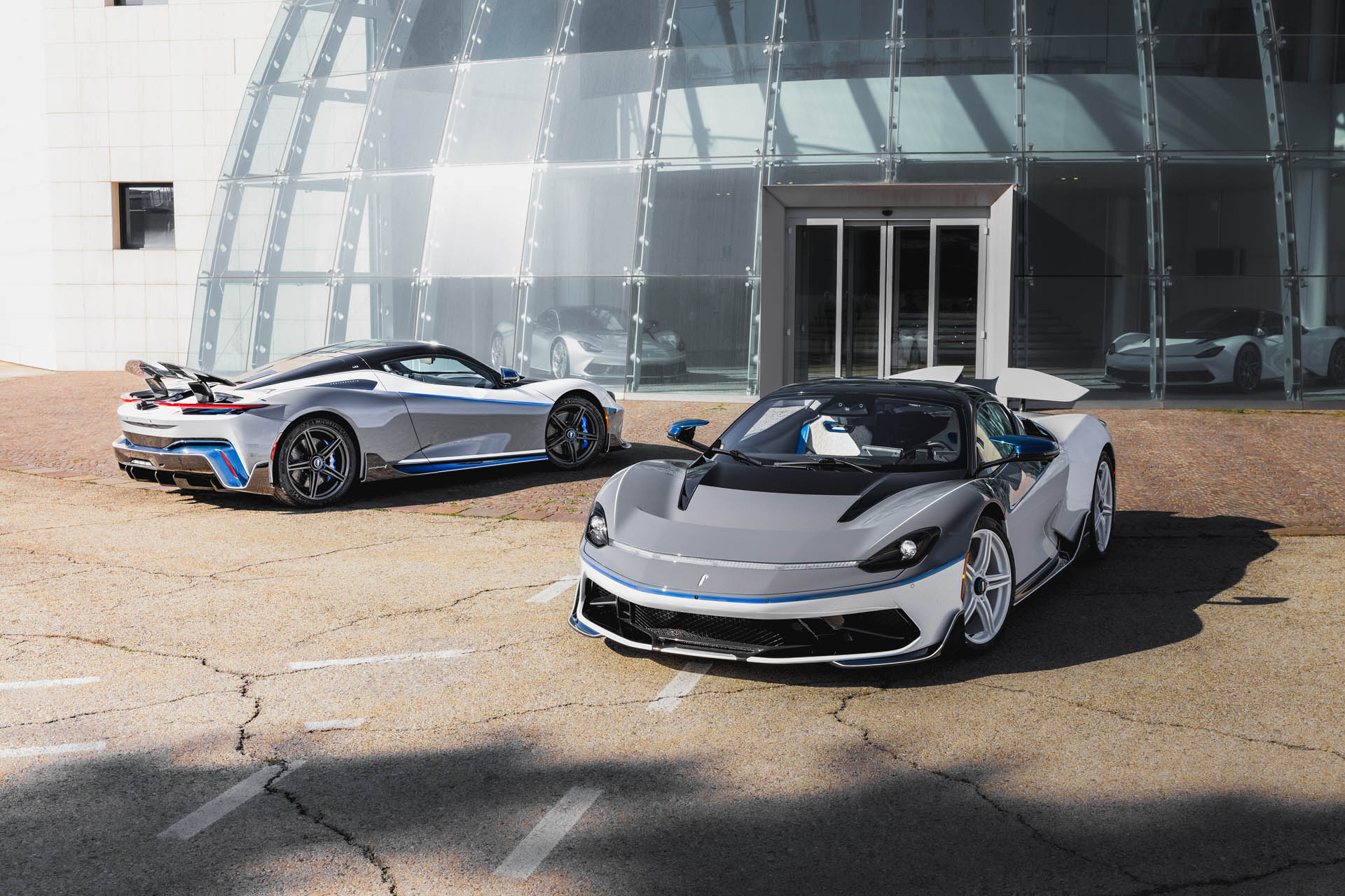 Το Pininfarina Battista Reversario είναι το απόλυτο one-off hyper GT