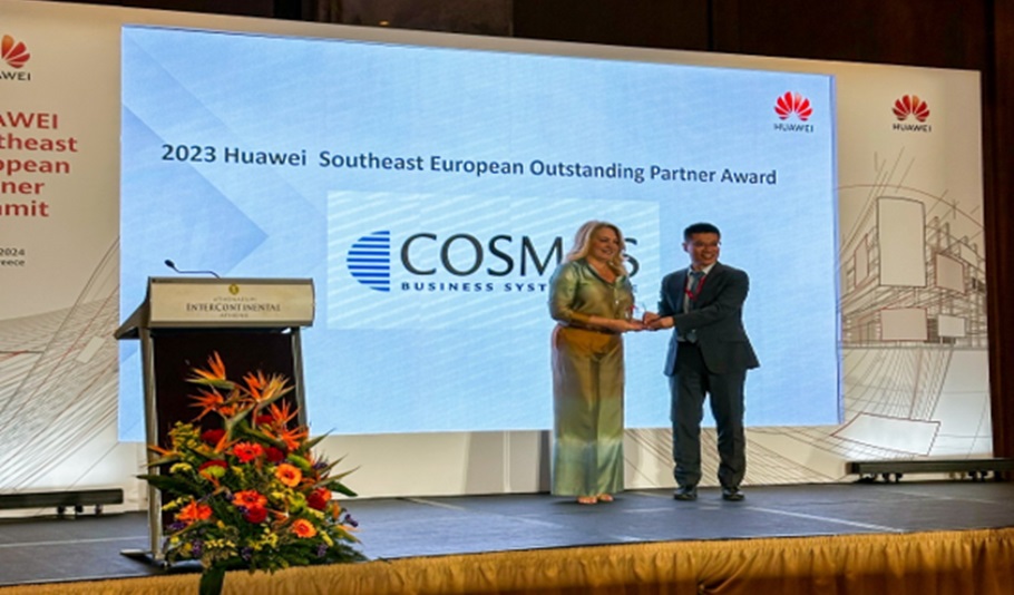 Η Κάτια Φύτρου C.O.O. της Cosmos Business Systems και ο Reno Ren CEO of Southeastern European Regional, Huawei Technologies © ΔΤ