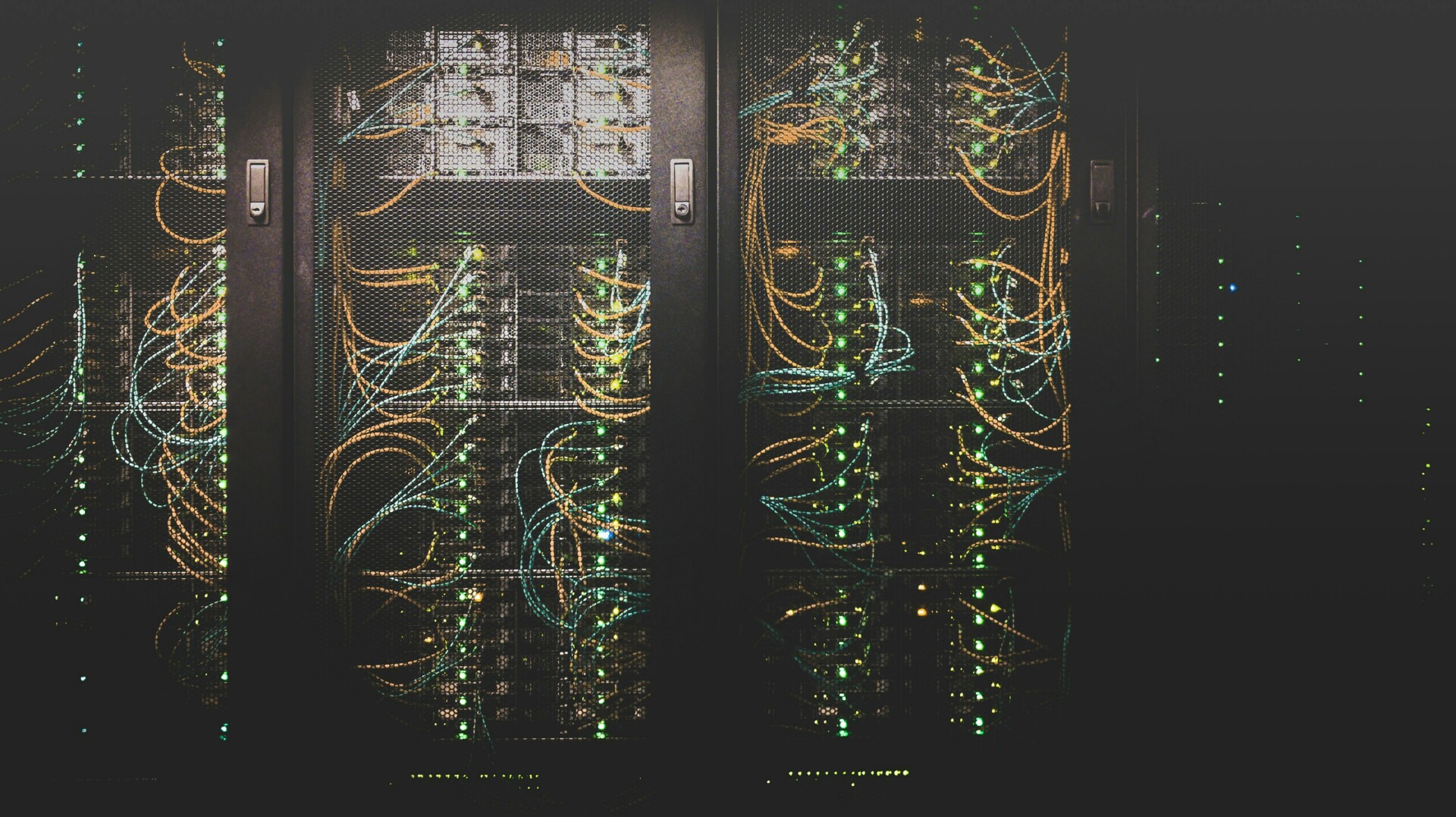 Data centers © Unsplash