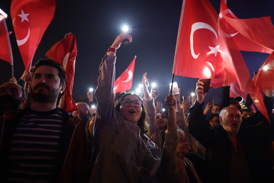 Εκλογές στην Τουρκία ©EPA/ERDEM SAHIN