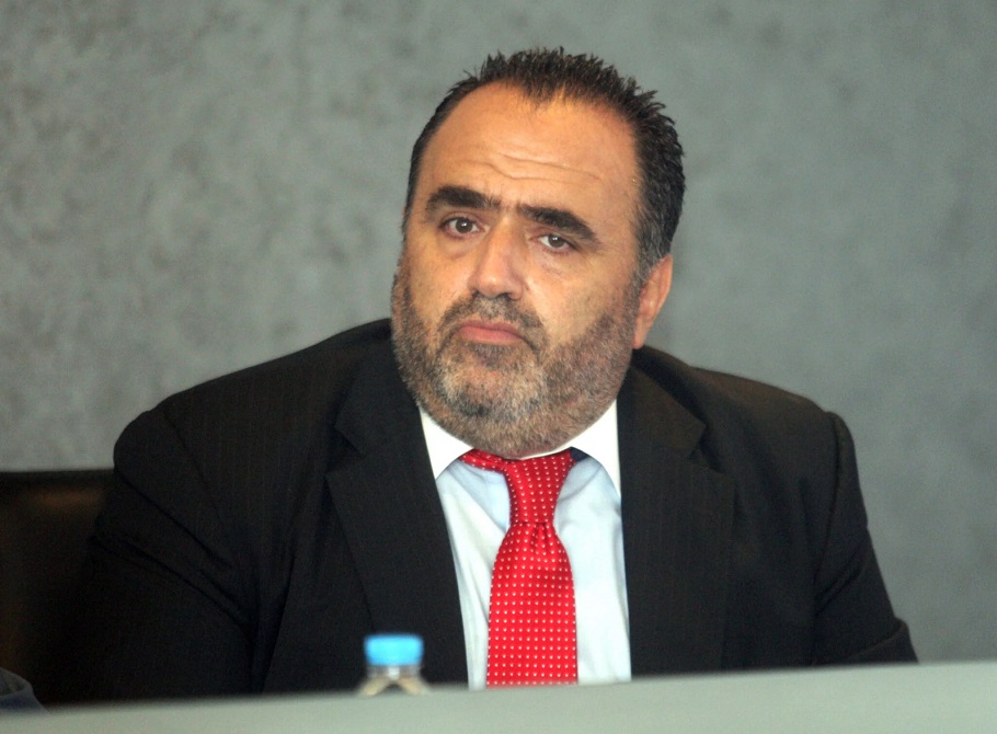 Σφακιανάκης: Προτιμώ να φύγω από το να κάνω κωλοτούμπες