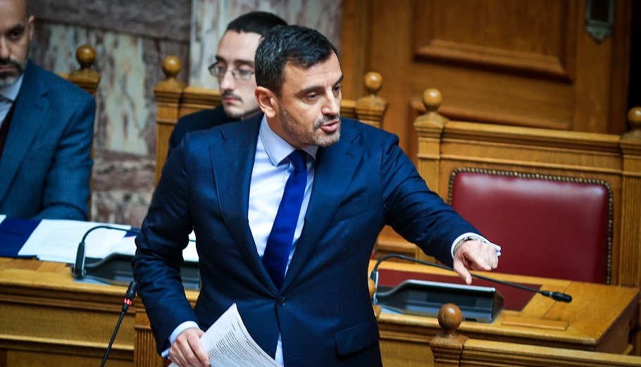 Νικολακόπουλος: Γραφεία ενδοοικογενειακής βίας σε όλη τη χώρα