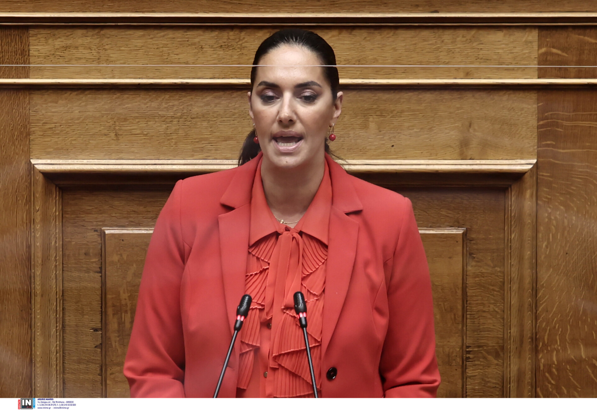 Δούνια για απομπομπή Παπανώτα: Έγινε το αυτονόητο