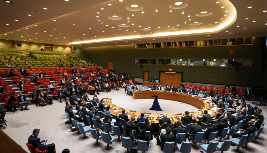 Η έκτακτη συνεδρίαση του ΣΑ του ΟΗΕ για την επίθεση του Ιράν στο Ισραήλ © EPA/STEPHANI SPINDEL