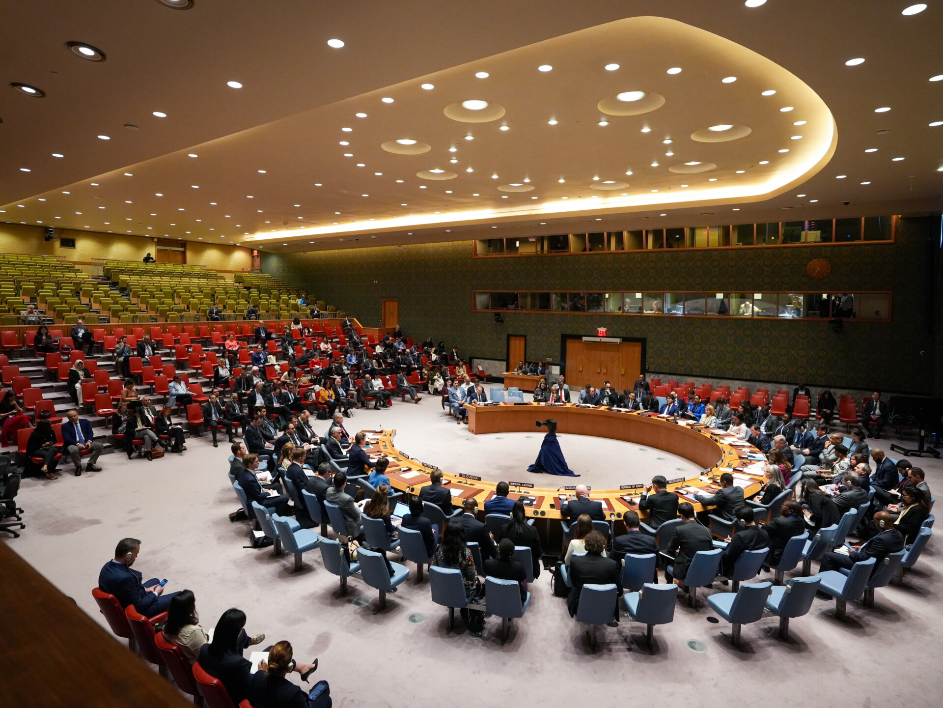 Η έκτακτη συνεδρίαση του ΣΑ του ΟΗΕ για την επίθεση του Ιράν στο Ισραήλ © EPA/STEPHANI SPINDEL