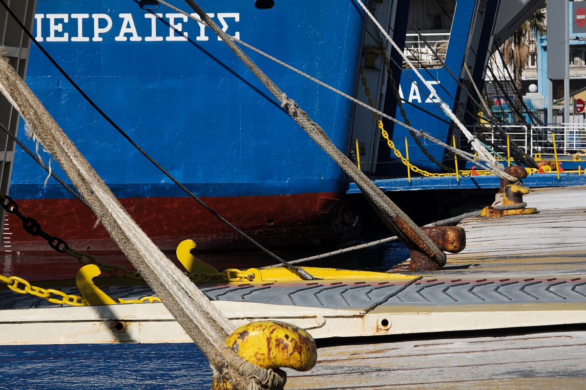 Η ΠΝΟ με «δεμένα» τα πλοία θα συμμετάσχει στην Απεργία την Πρωτομαγιά © EUROKINISSI