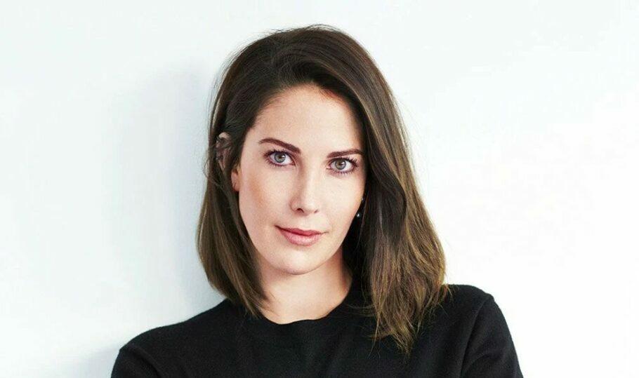 Prisca Courtin: Η κληρονόμος της Clarins έτοιμη για νέα deals
