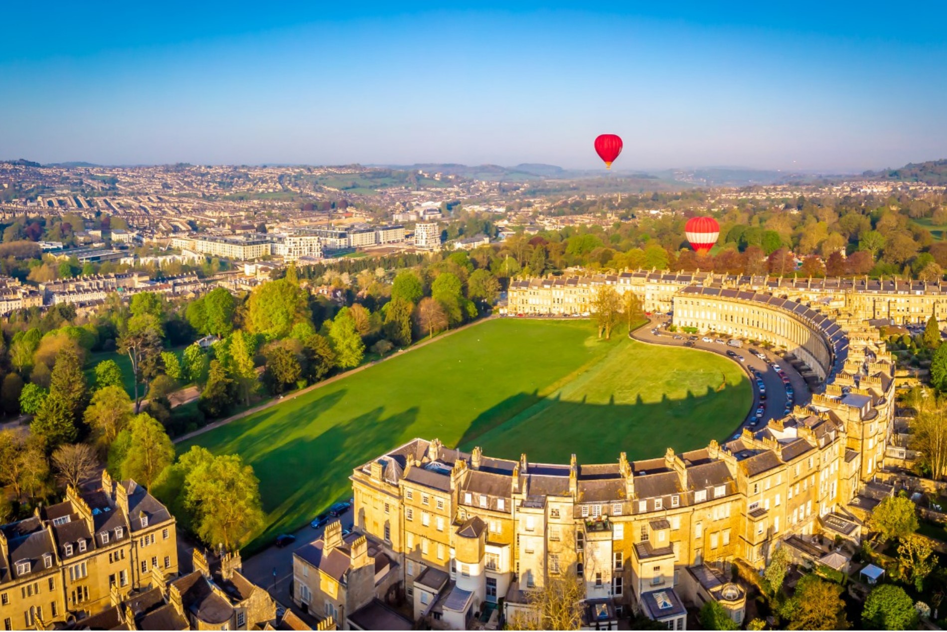 Royal Crescent: “Αυτοκρατορικές” διακοπές στα μέρη του Bridgerton