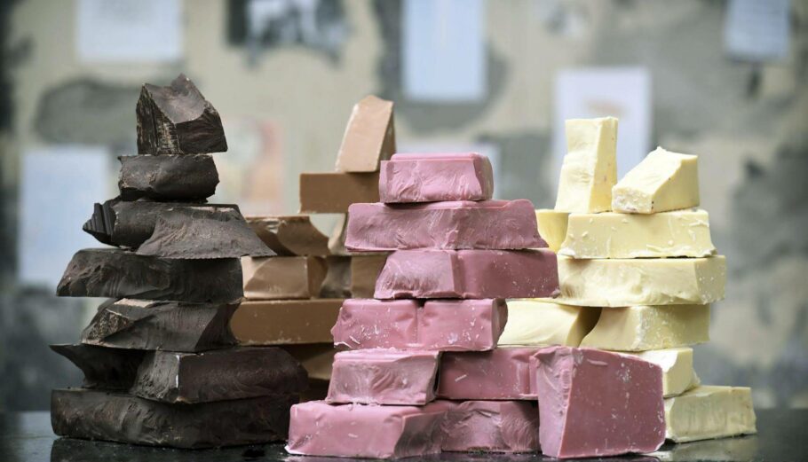 Πλάκες σοκολάτας της Barry Callebau στο Βέλγιο © barry-callebaut.com