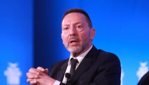 Στουρνάρας: Η πολιτική σταθερότητα το σημαντικότερο άυλο κεφάλαιο της οικονομίας